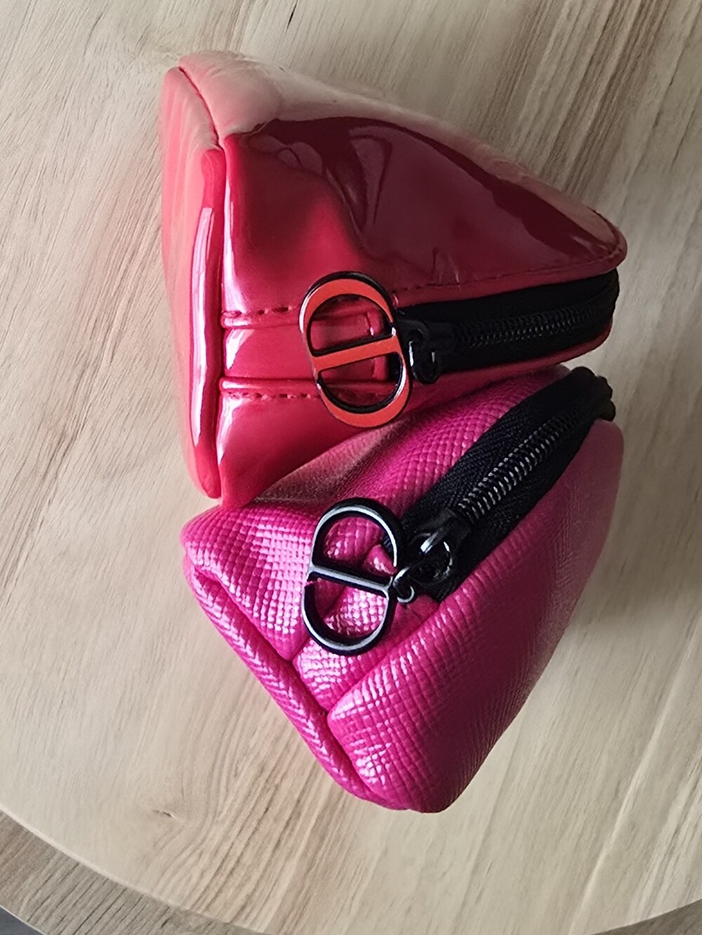 Dior Makeup Bags - Picture 4 of 14